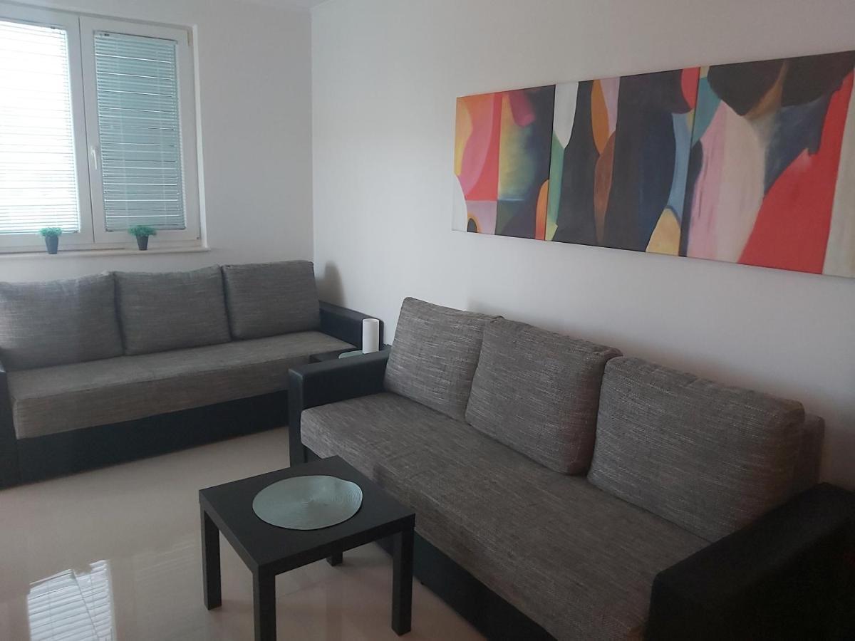 Apartment Adrijana Novalja Exterior photo