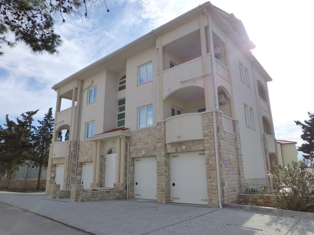 Apartment Adrijana Novalja Exterior photo